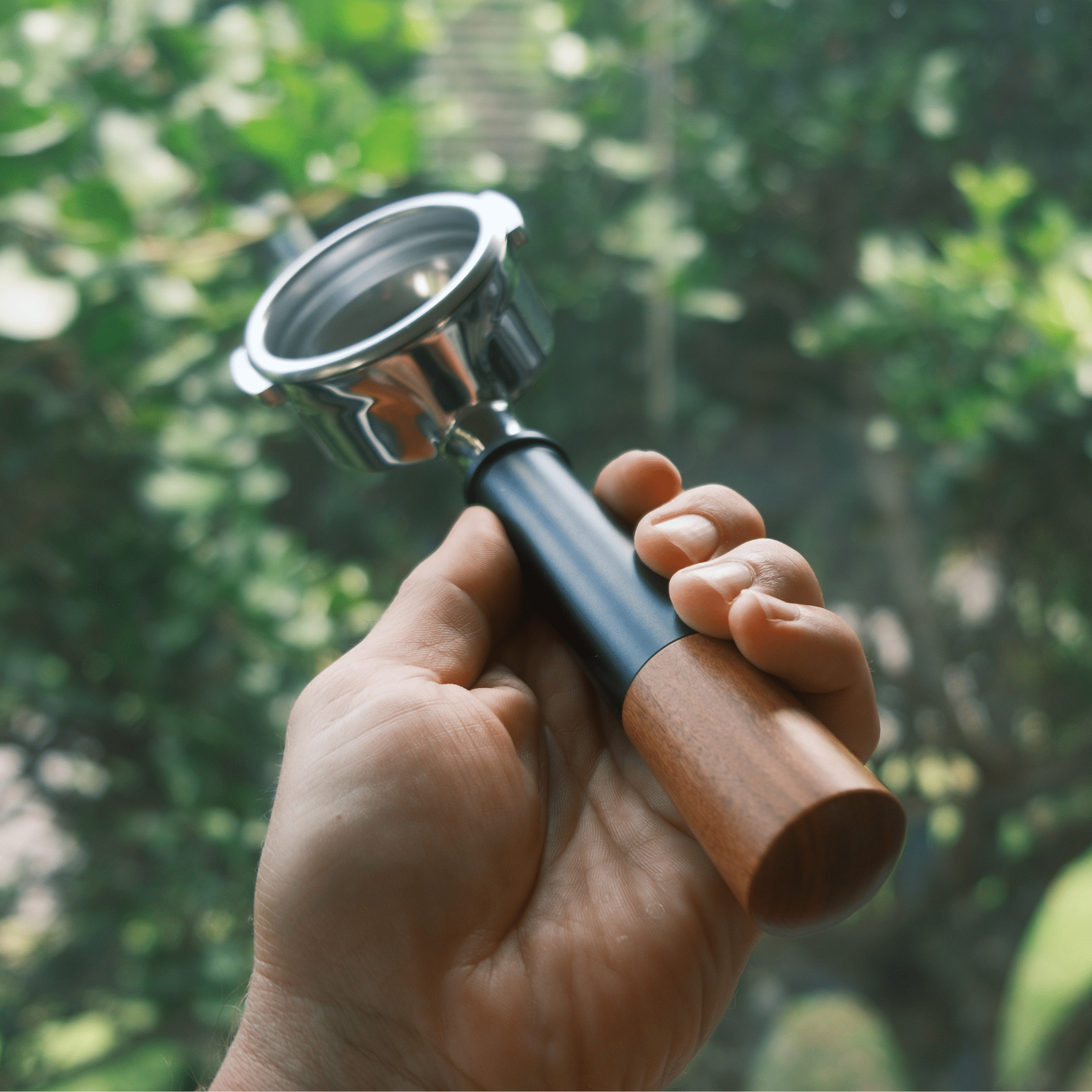 Bottomless portafilter