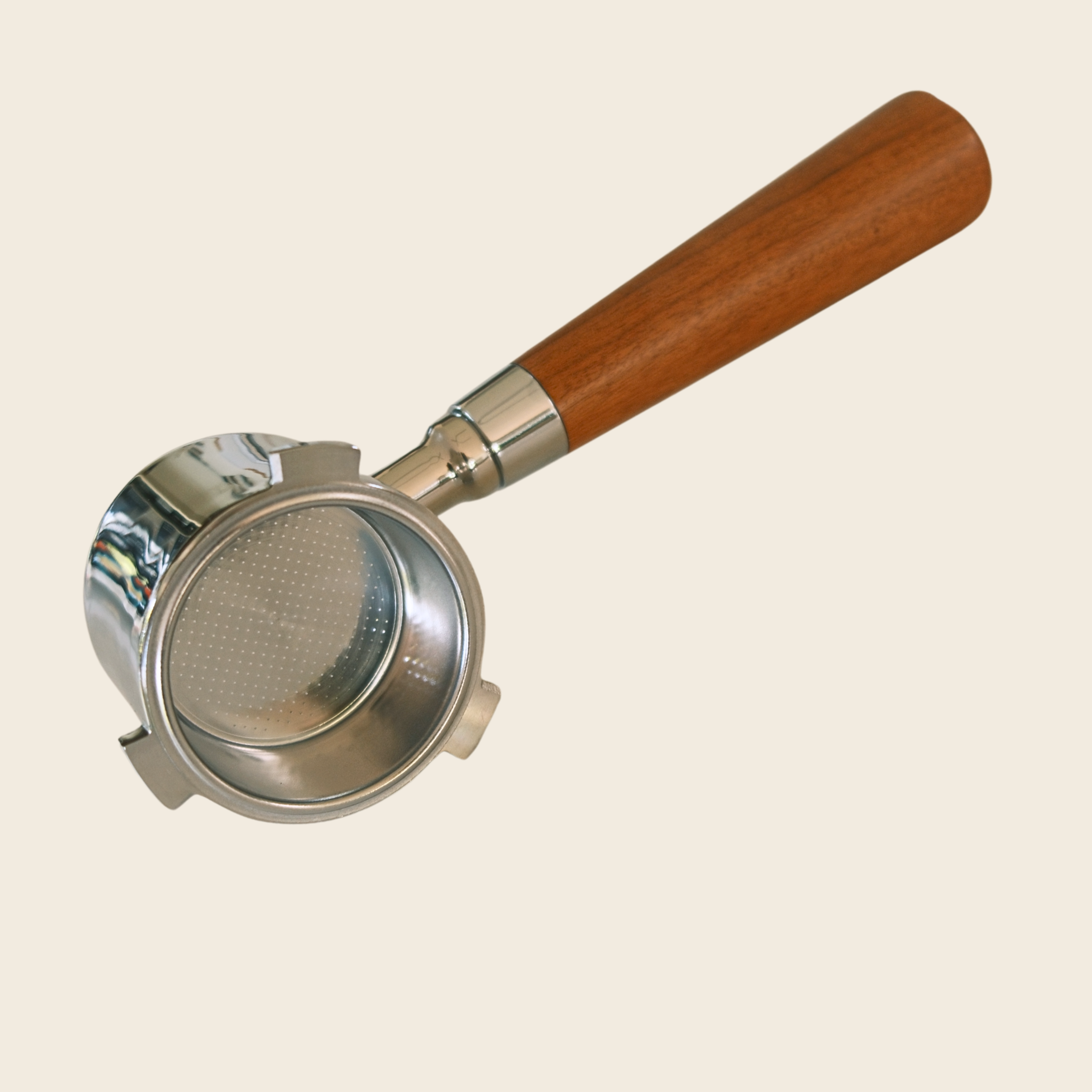 Delonghi La Specialista 51mm - Bottomless Portafilter - Almond Solid Wood — detail view
